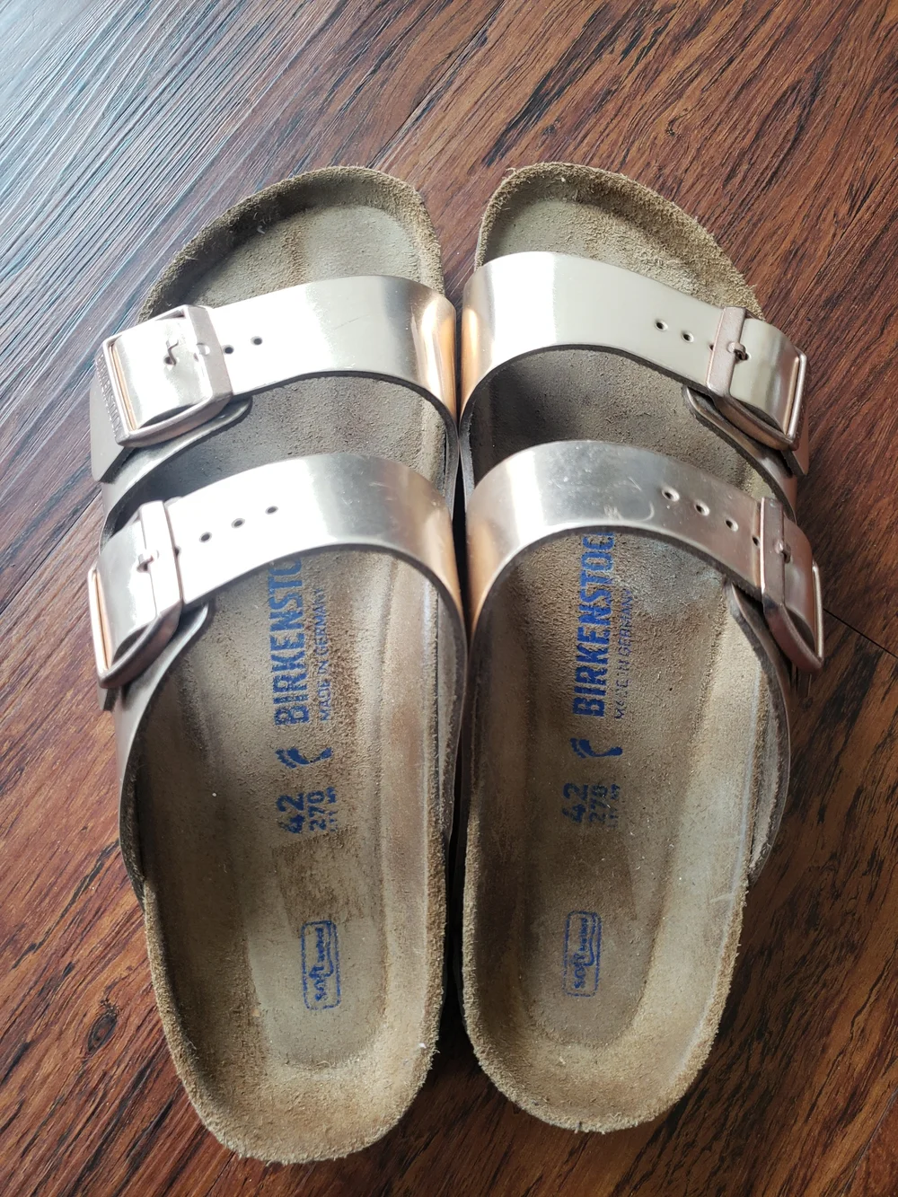 Birkenstock Arizona Metallic Rose Gold Sandals Size 42 Narrow Soft Footbed Y2K